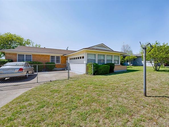 4123  Huckleberry Circle , Dallas Texas 75216