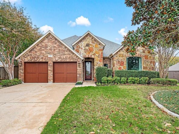 1808  Lakes Edge Boulevard , Mansfield Texas 76063