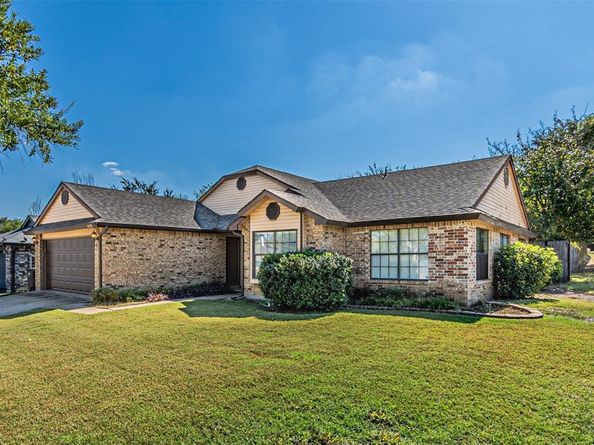 4100  Staghorn Circle N, Fort Worth Texas 76137