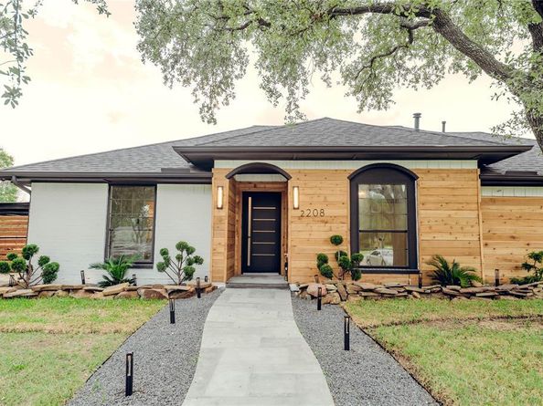 2208  San Simeon Place , Carrollton Texas 75006