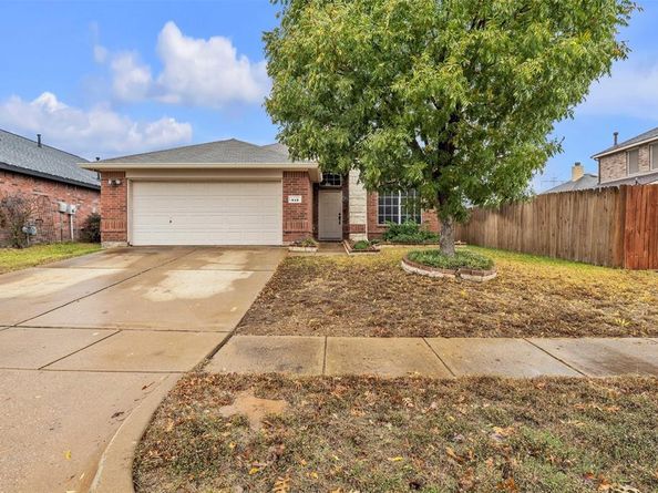 815  Bastrop Drive , Arlington Texas 76002