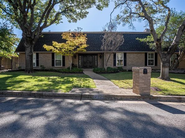 3812  Lands End Street , Fort Worth Texas 76109