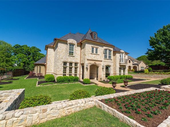 3904  Wagon Wheel Drive , Grapevine Texas 76051