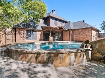 334  Lakecrest Drive 