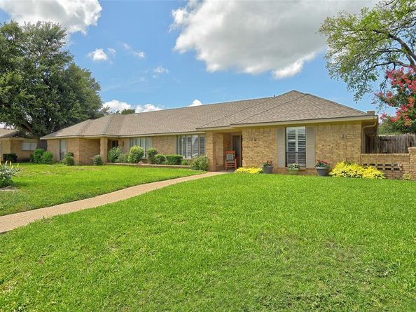 435  Tiffany Trail , Richardson Texas 75081