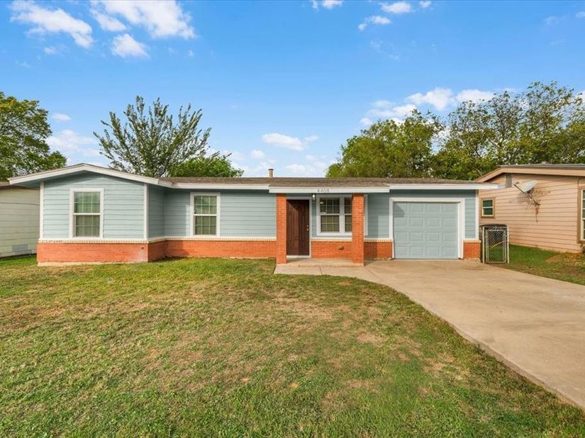 4408  Carmel Avenue , Fort Worth Texas 76119