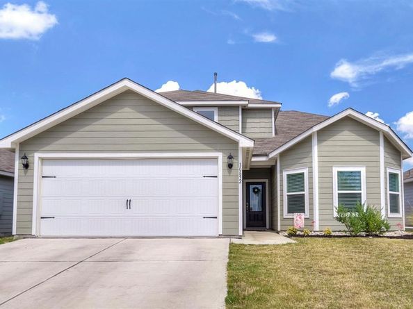 10852  Copper Hills Lane , Fort Worth Texas 76108
