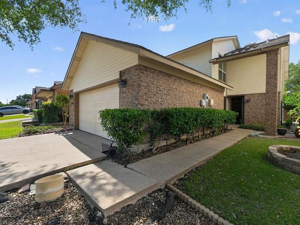 2416  Mira Drive , Garland Texas 75044