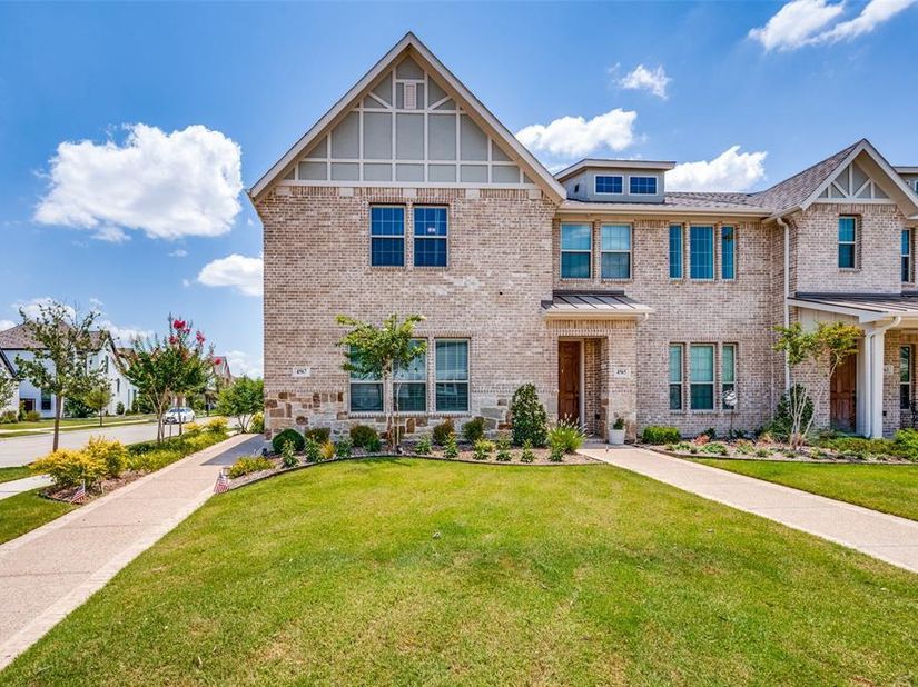4567  Cypress Thorn Drive , Arlington Texas 76005