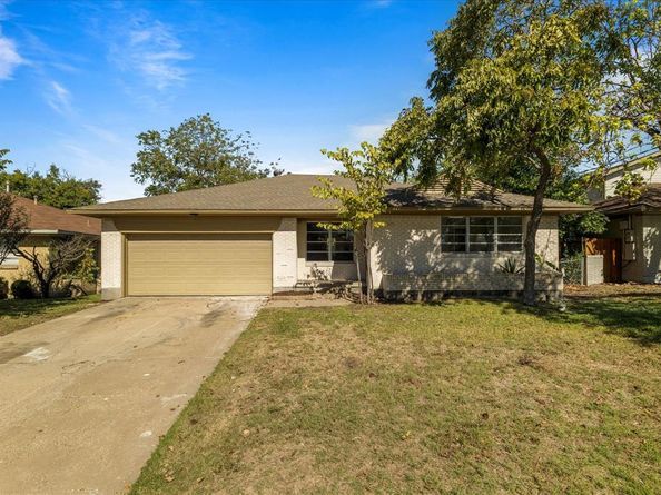 2243  Larry Drive , Dallas Texas 75228