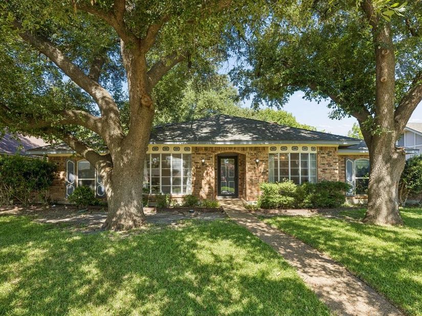 505  Fireside Drive , Richardson Texas 75081