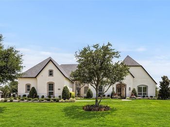 2120  Meadow View Drive 
