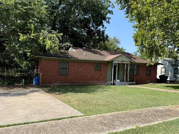 4310  Dawes Drive , Dallas Texas 75211