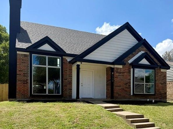 2126  Smokey Mountain Trail , Mesquite Texas 75149