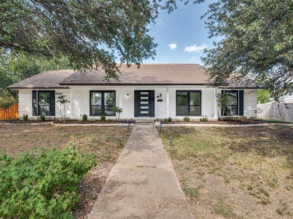 11335  Drummond Circle , Dallas Texas 75228