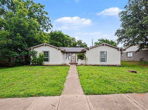4133  Logan Street , Irving Texas 75062