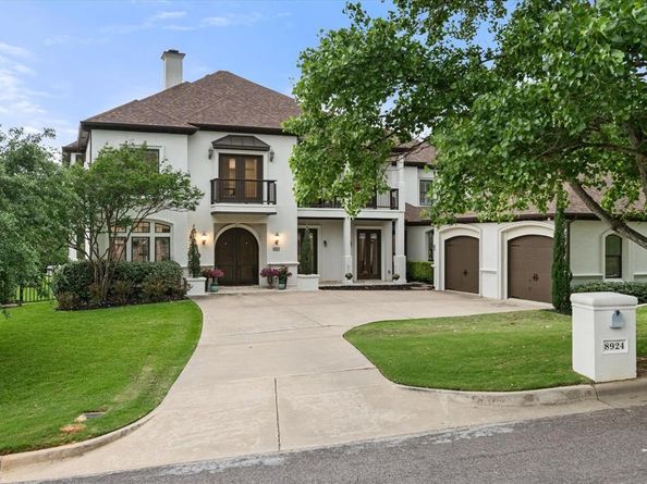 8924  Waterchase Circle , Fort Worth Texas 76120