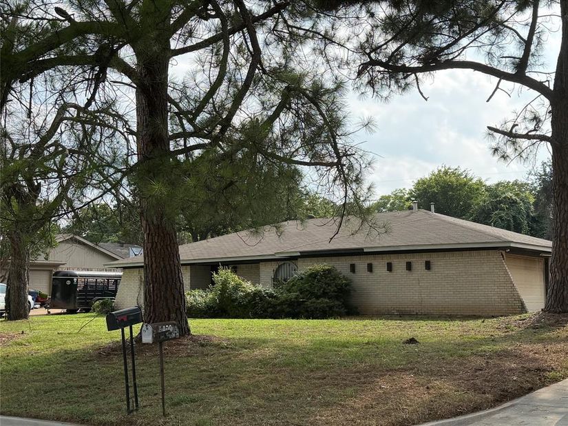 6400  Kingston Drive , Colleyville Texas 76034