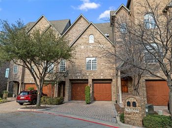 563  Rockingham Drive 
