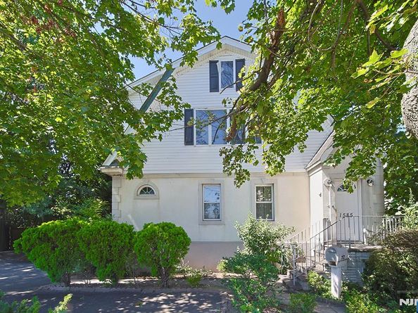 1585 Bergen Boulevard, Leonia NJ 07605