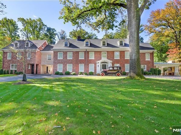 292 Maple Street, Englewood NJ 07631