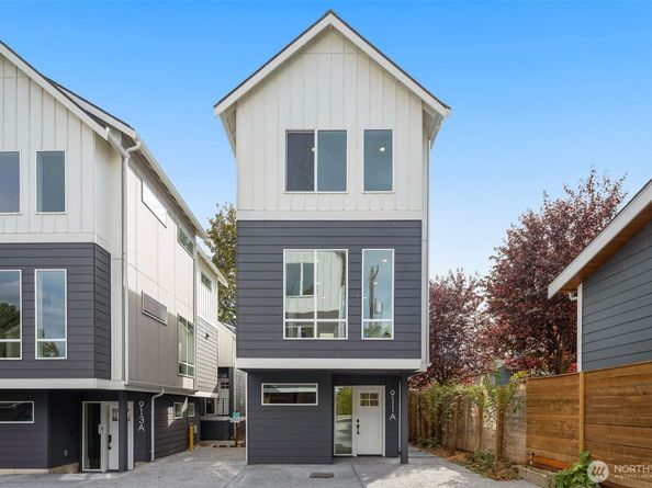 911 N 98th Street A, Seattle WA 98103