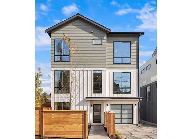 4420 1st Avenue NE, Seattle WA 98105