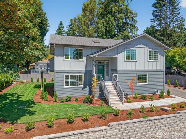 7512 NE 202nd Place, Kenmore WA 98028