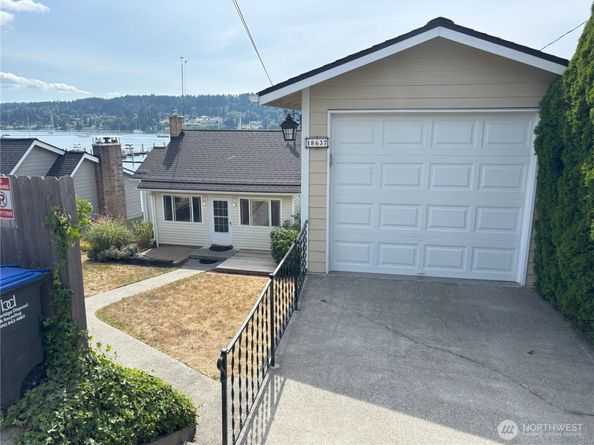 18637 Fjord Drive NE, Poulsbo WA 98370