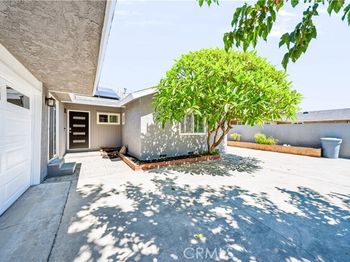 533 E Covina