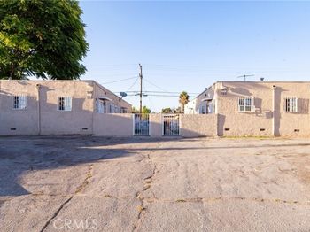 719 E Imperial Highway
