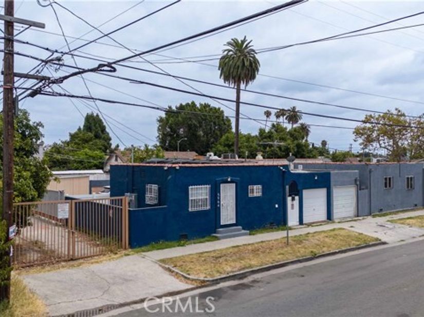 5964 S Halldale, Los Angeles CA 90047