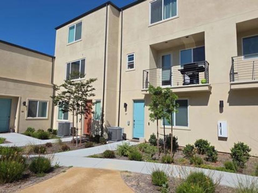 5340 Seacliff Pl 35, San Diego CA 92154