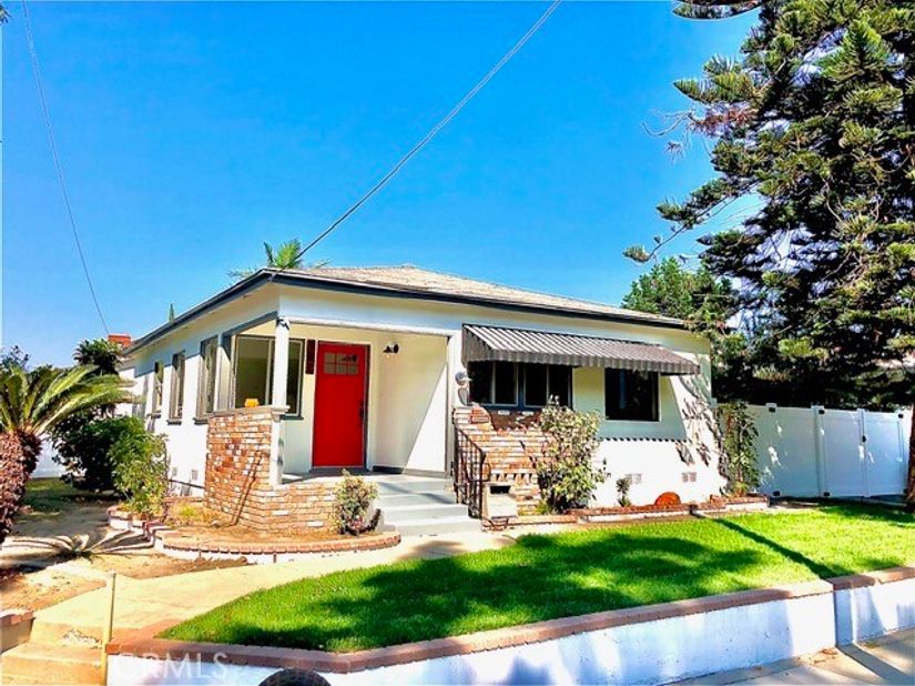 101 E 35th, Long Beach CA 90807