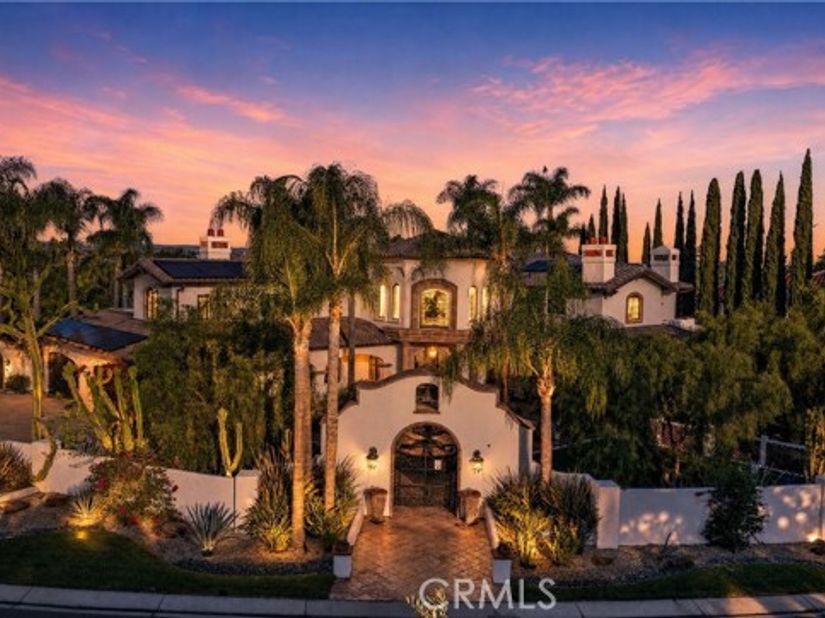 27641 Deputy, Laguna Hills CA 92653