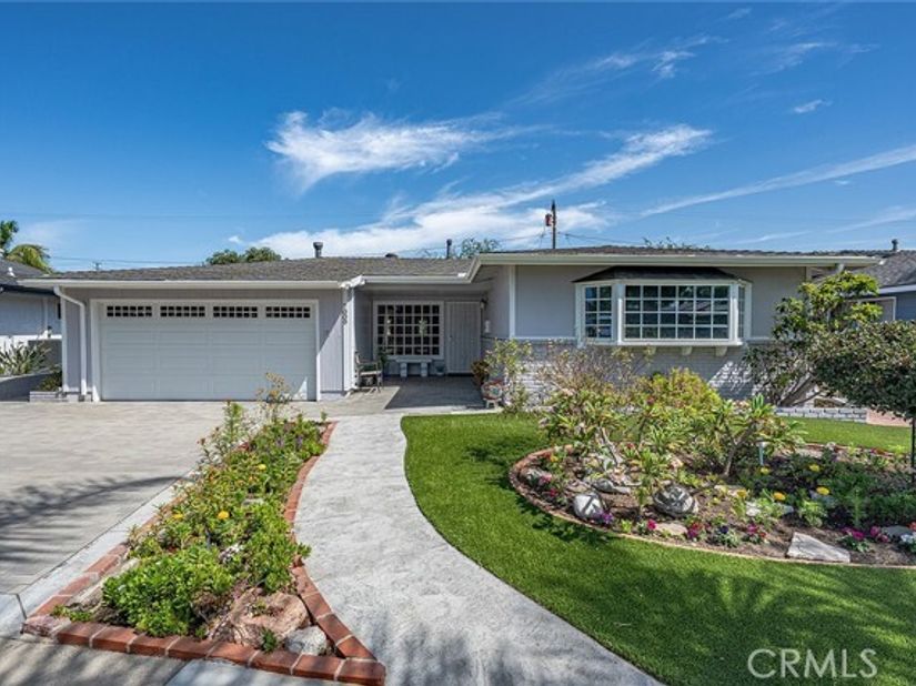 7009 E El Paseo, Long Beach CA 90815