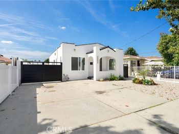 3502 W 111th
