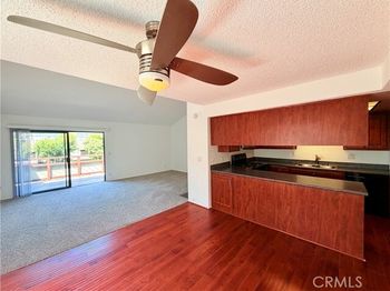 946 W 220th
