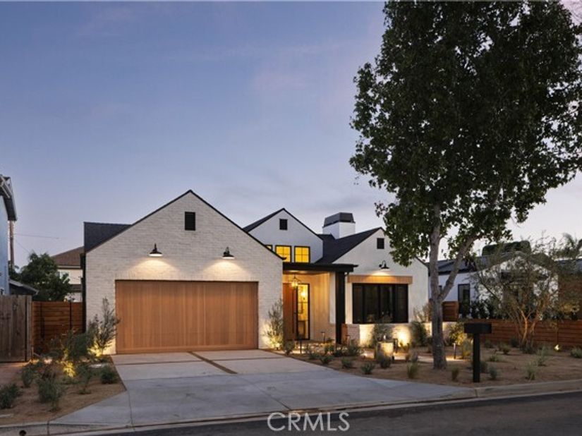 2558 Westminster, Costa Mesa CA 92627