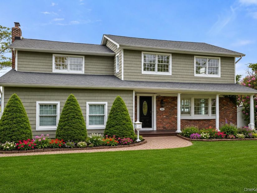154 Sunset Drive, Sayville NY 11782