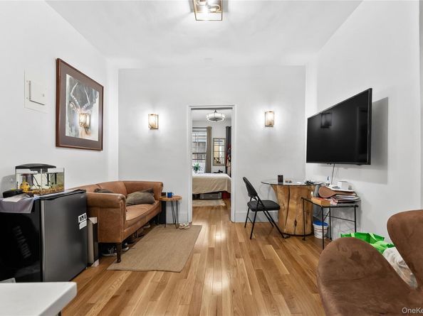 228 W 17th Street 2A, New York (Manhattan) NY 10011