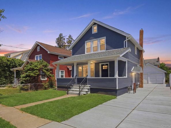 107 E Saint Marks Place, Valley Stream NY 11580
