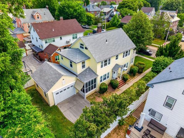 35-38 169th Street, Flushing NY 11358