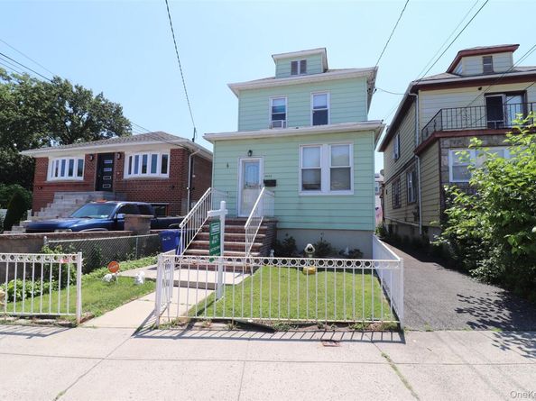 3232 Country Club Road, Bronx NY 10465
