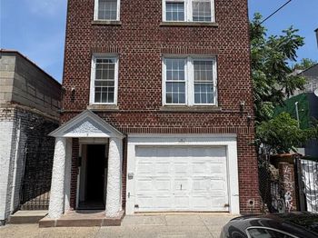 7 E 181st Street