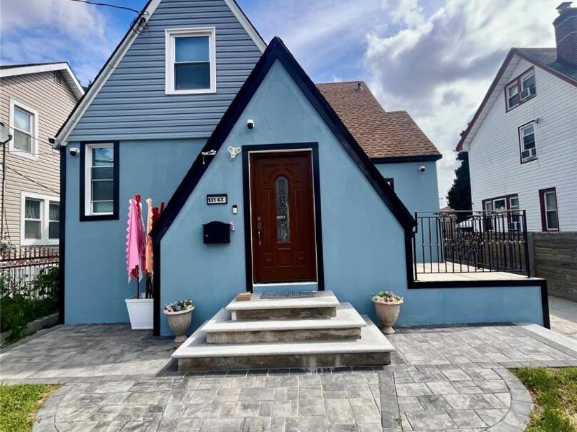 13143 221st Street, Laurelton NY 11413