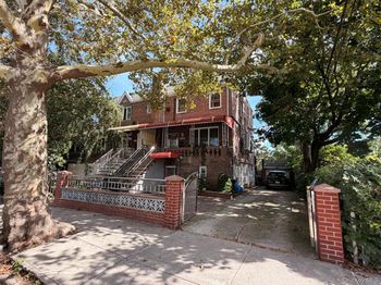 2485 E 7th Street