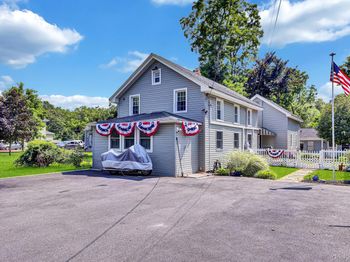 1116 Montauk Highway