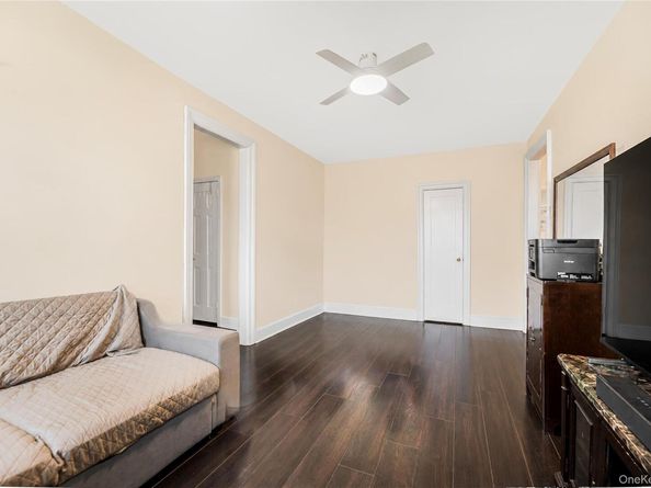 1976 Lafontaine Avenue 4B, Bronx NY 10457