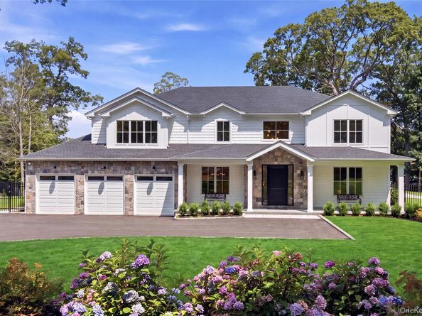 32 Pine Road, Syosset NY 11791